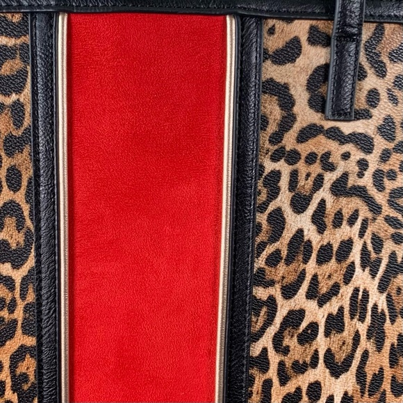 Chico’s leopard print large purse. - Picture 6 of 16
